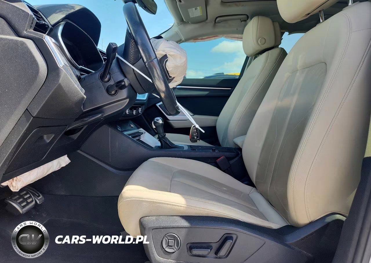 2020 Audi Q3 Premium Plus VIN:WA1BECF34L1046081 - 7