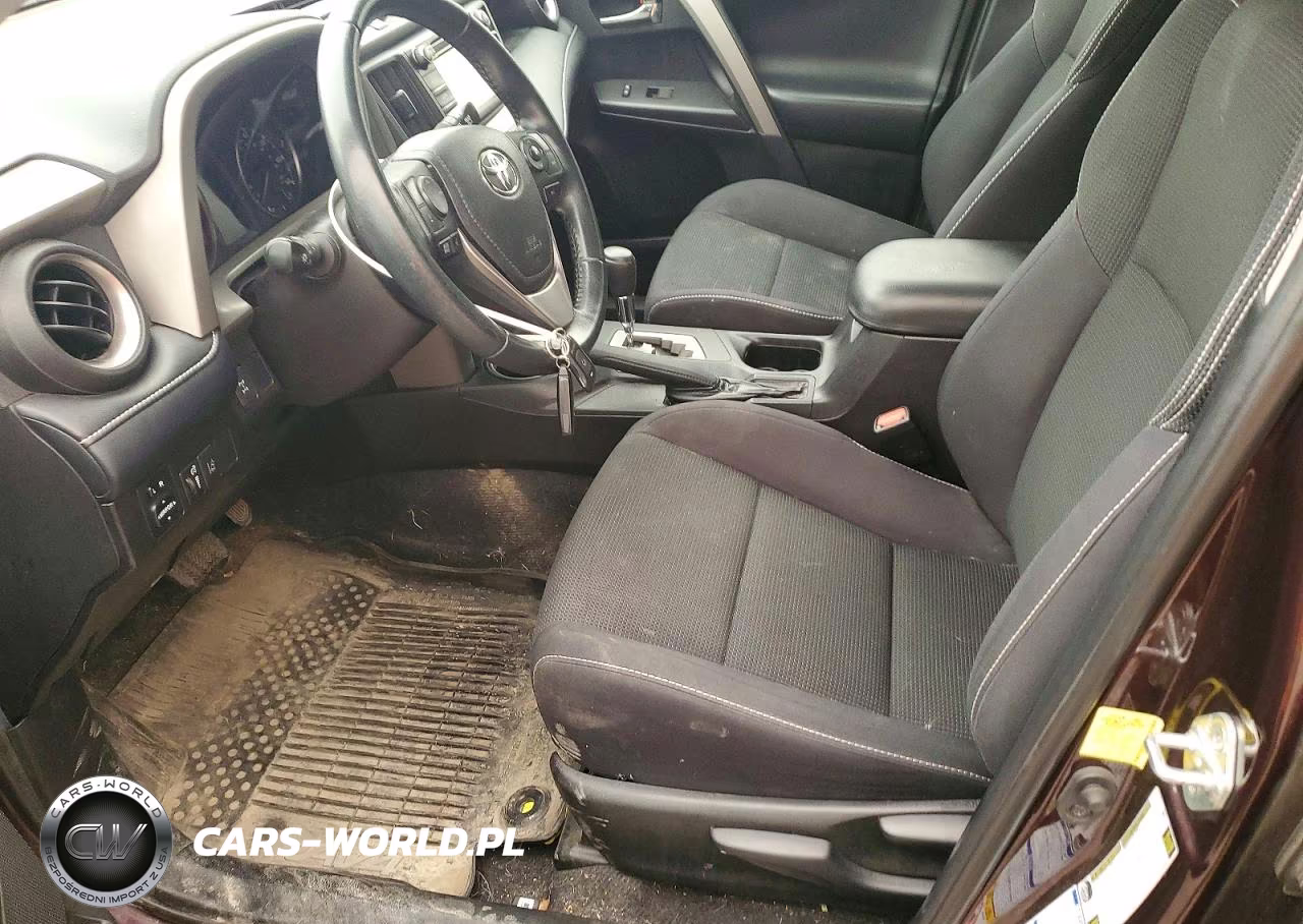 2018 Toyota Rav4 Xle VIN:2T3RFREV0JW819473 - 7
