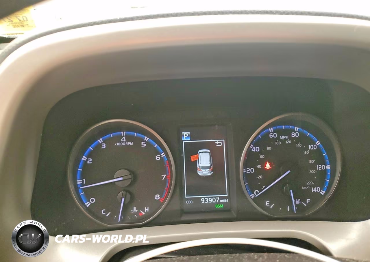 2018 Toyota Rav4 Xle VIN:2T3RFREV0JW819473 - 9