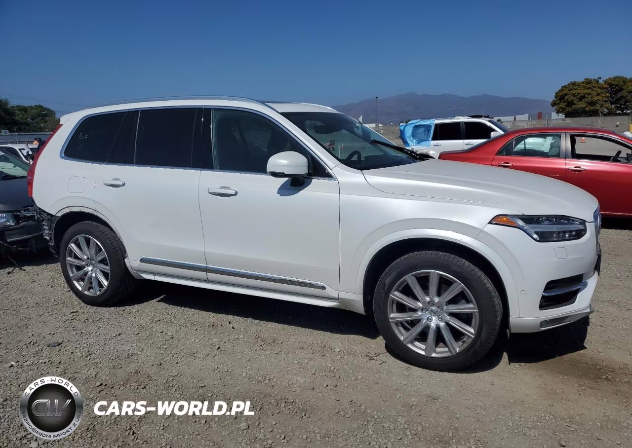2017 Volvo Xc90 T6 VIN:YV4A22PL0H1152650 - 4