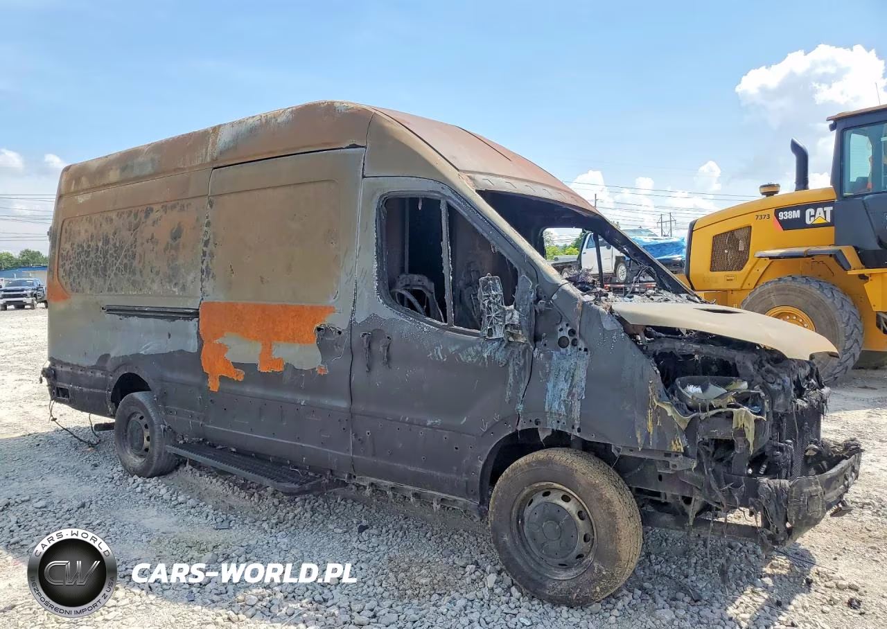 2020 Ford Transit 250 Delivery Van VIN:1FTBR3X84LKA87325 - 4