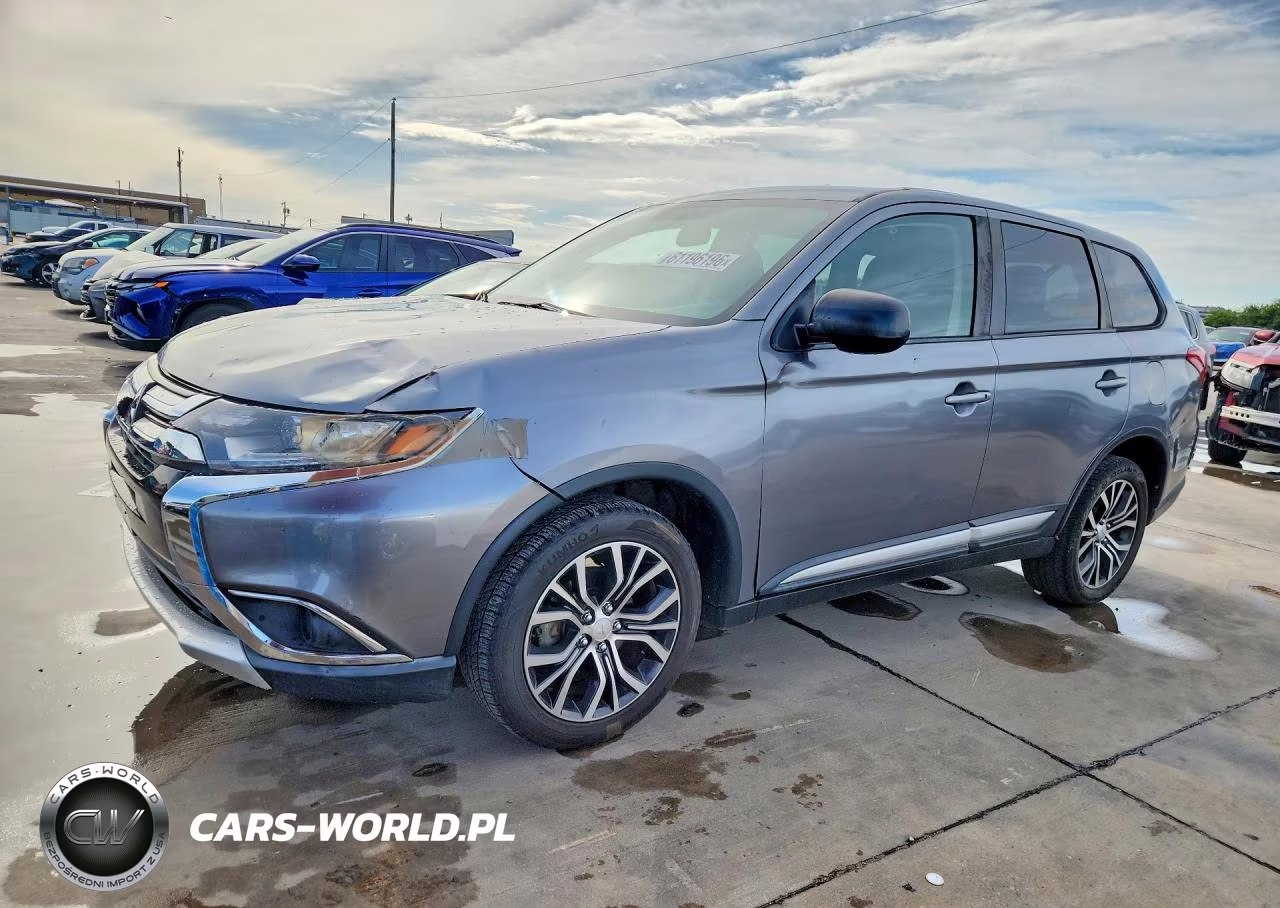 2018 Mitsubishi Outlander Es – zdjęcie 1 z 13
