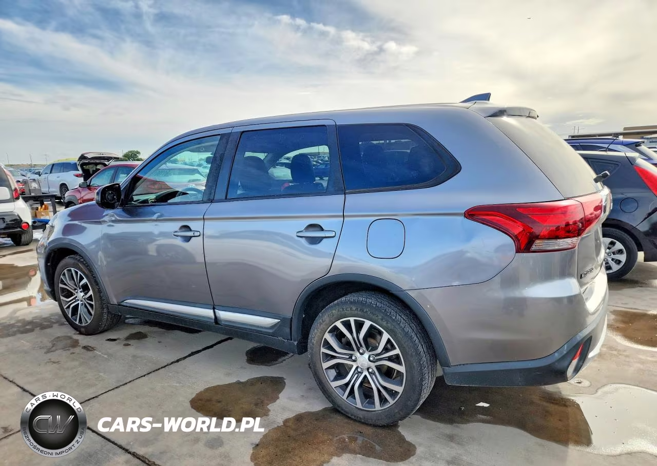 2018 Mitsubishi Outlander Es VIN:JA4AD2A38JJ003814 - 2