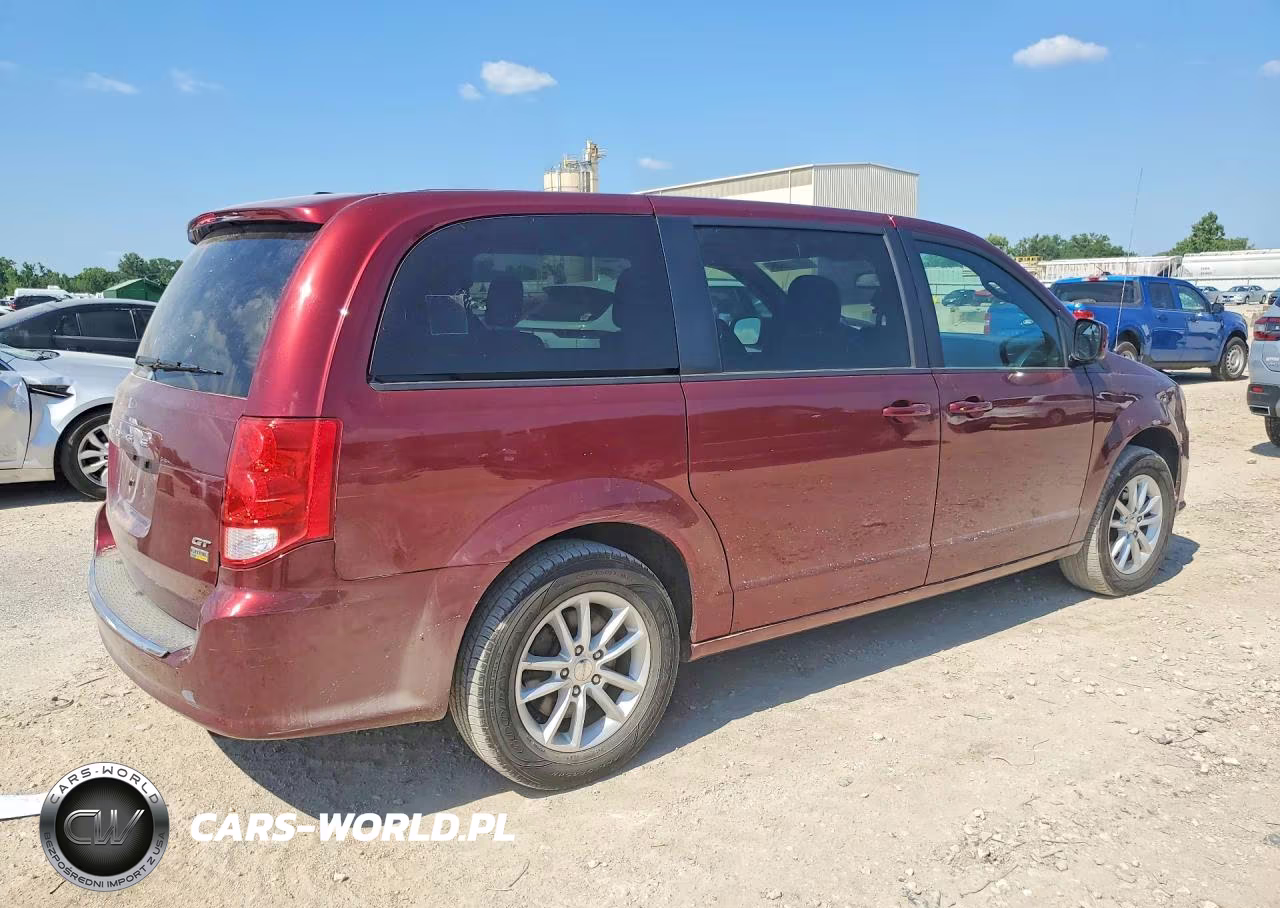 2019 Dodge Grand Caravan Gt VIN:2C4RDGEG5KR533867 - 3