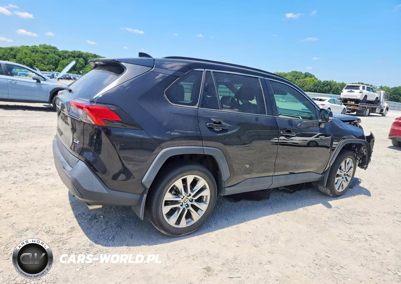 2021 Toyota Rav4 Xle Premium VIN:2T3C1RFV5MC116931 - 3