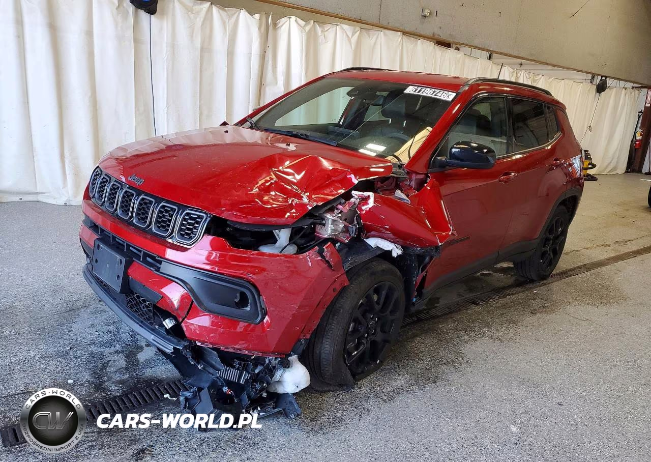 2025 Jeep Compass Latitude – zdjęcie 1 z 14