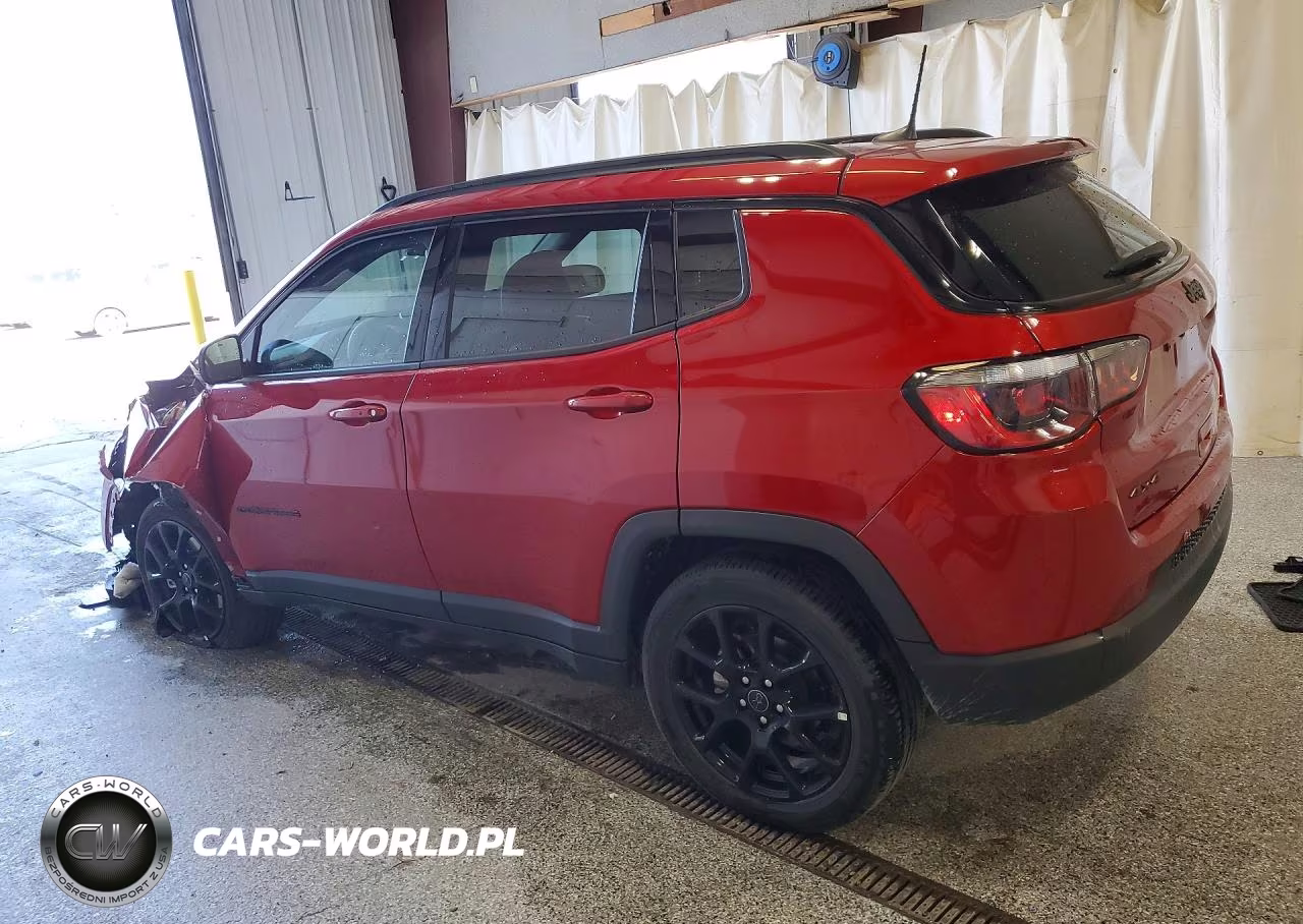 2025 Jeep Compass Latitude VIN:3C4NJDBN2ST617487 - 2