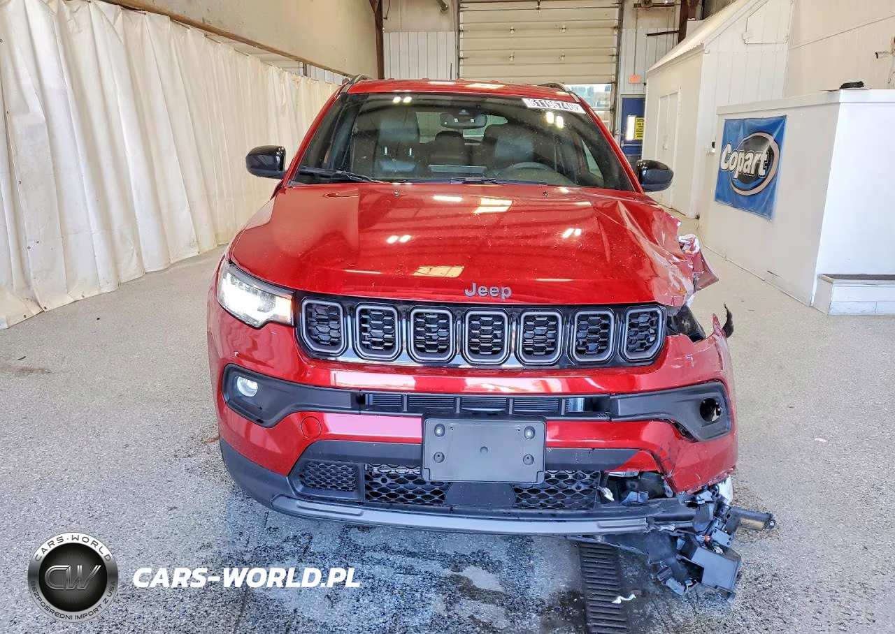 2025 Jeep Compass Latitude VIN:3C4NJDBN2ST617487 - 5