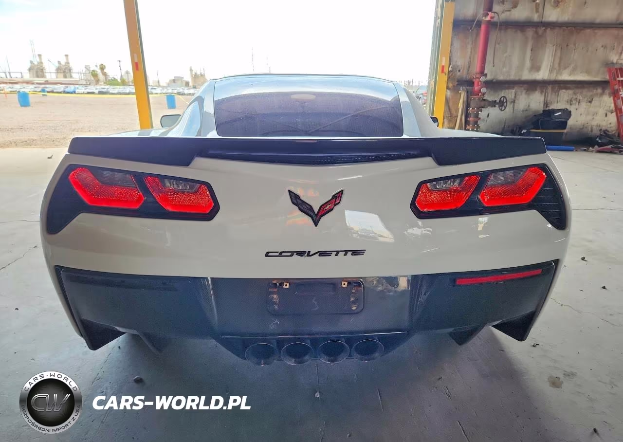 2015 Chevrolet Corvette Stingray Z51 3Lt VIN:1G1YM2D7XF5124548 - 6