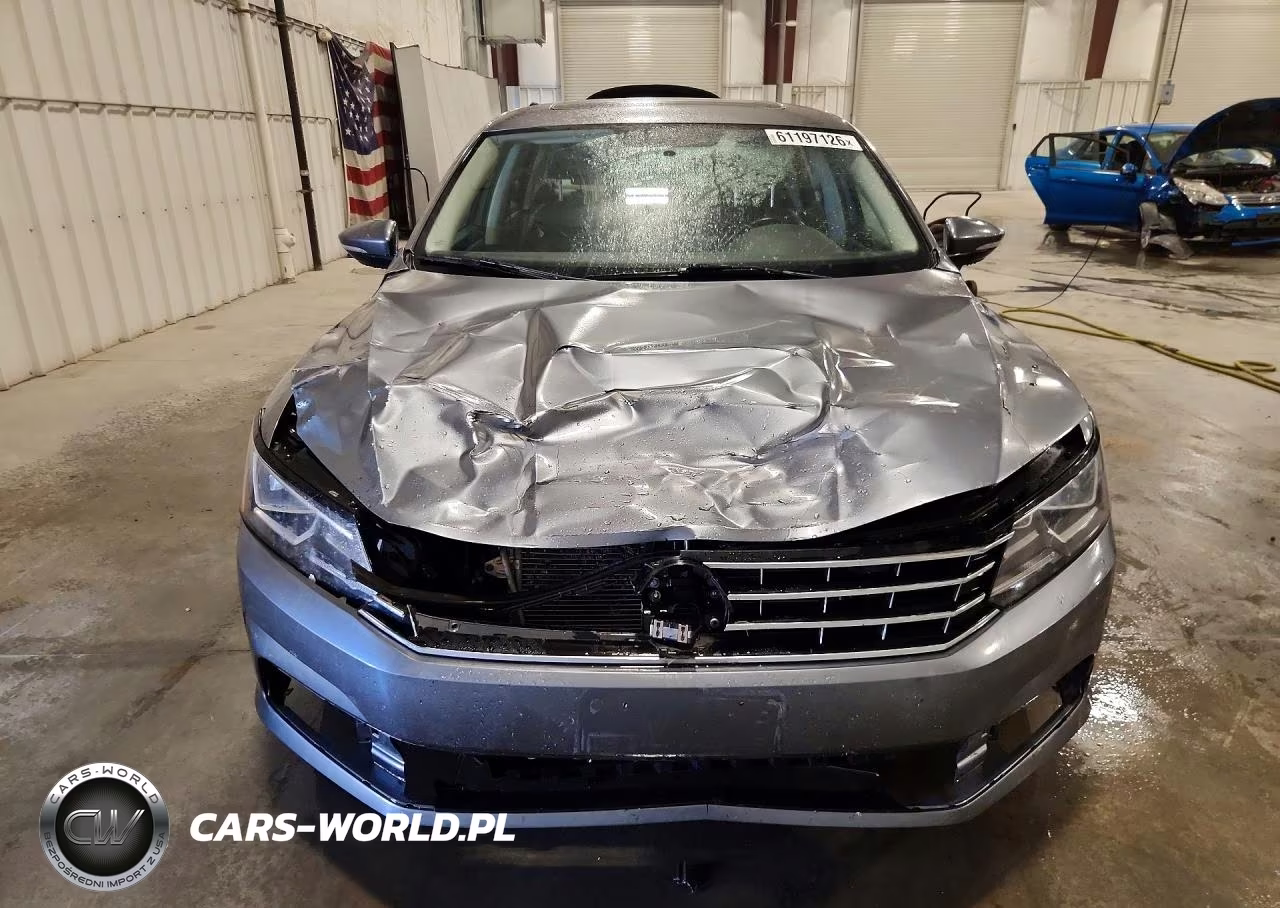 2019 Volkswagen Passat Wolfsburg VIN:1VWLA7A30KC002793 - 5