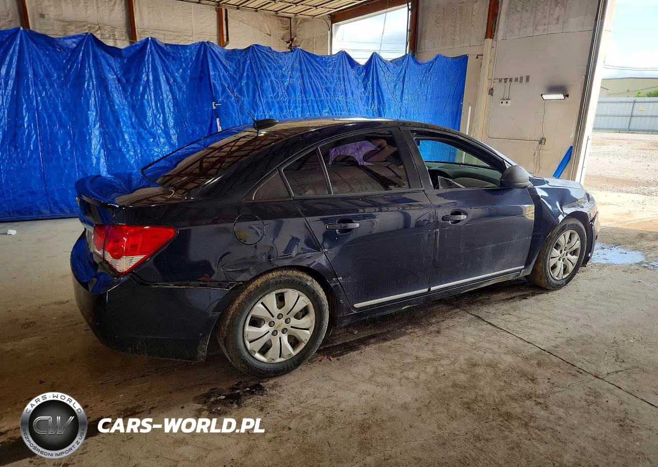 2016 Chevrolet Cruze Limited Ls VIN:1G1PC5SH7G7186071 - 3