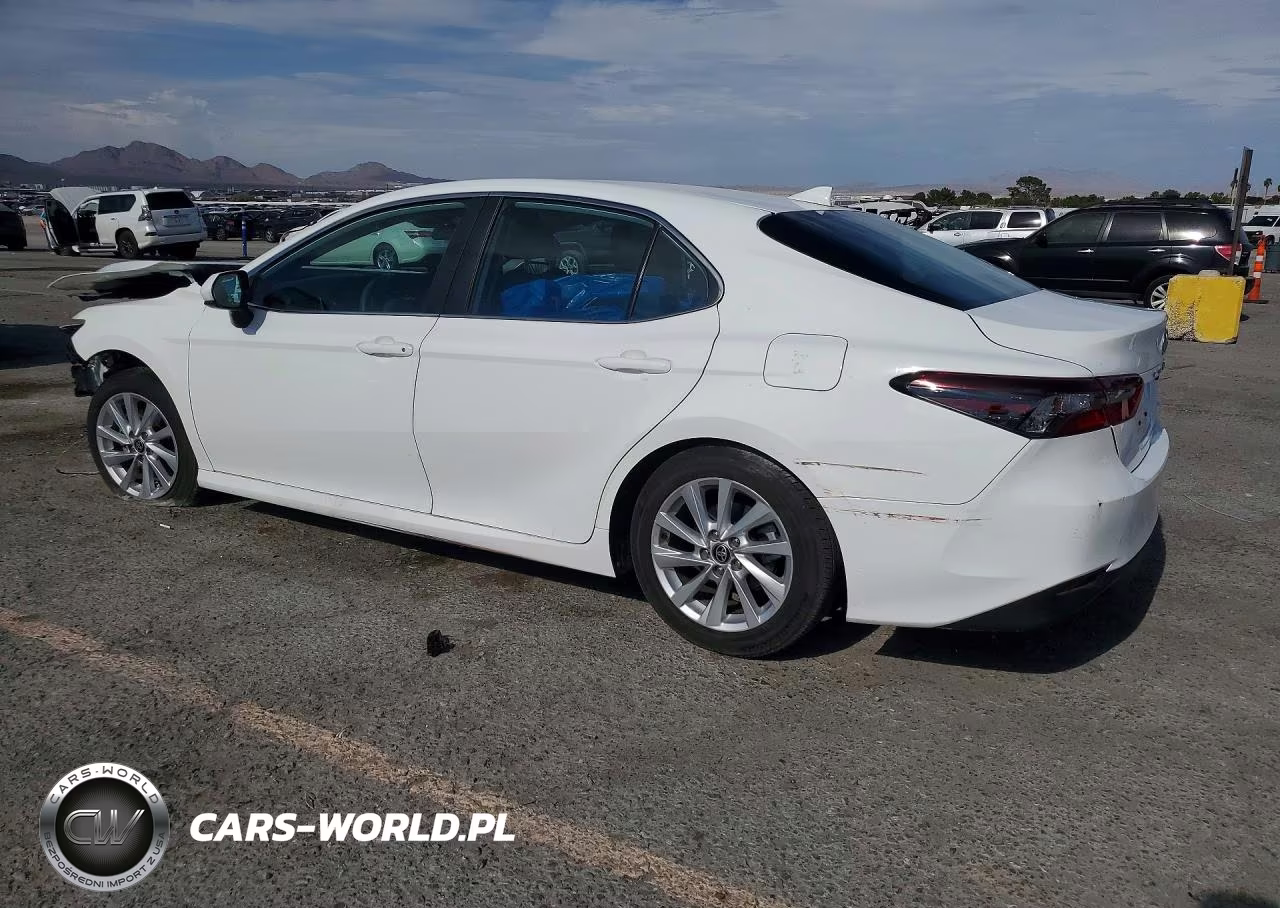2021 Toyota Camry Le VIN:4T1C11AKXMU468974 - 2
