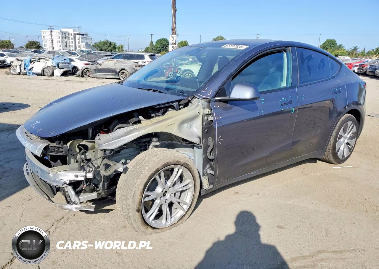 2023 Tesla Model Y – zdjęcie 1 z 12