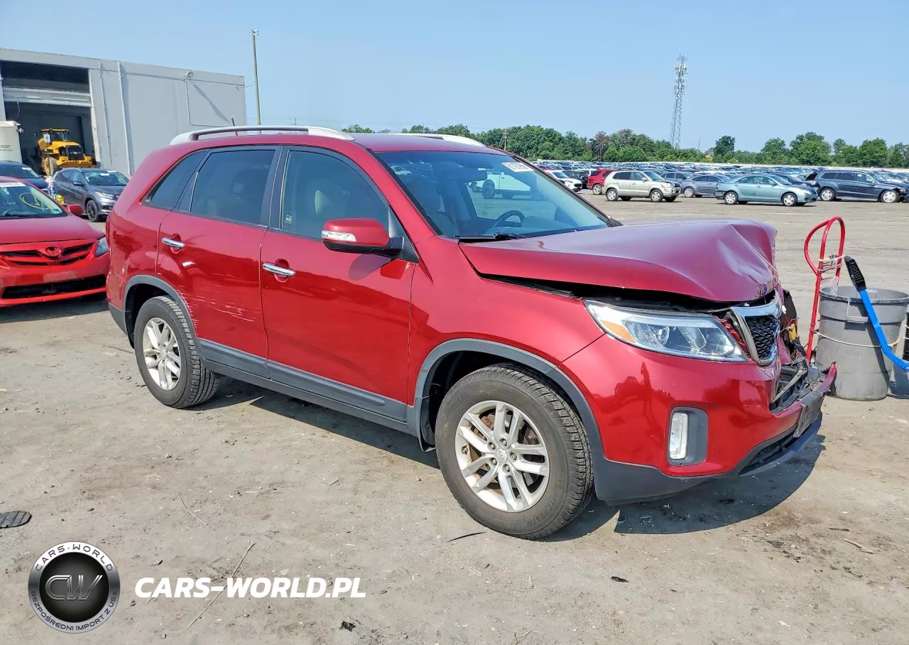 2015 Kia Sorento Lx VIN:5XYKT3A64FG575371 - 4