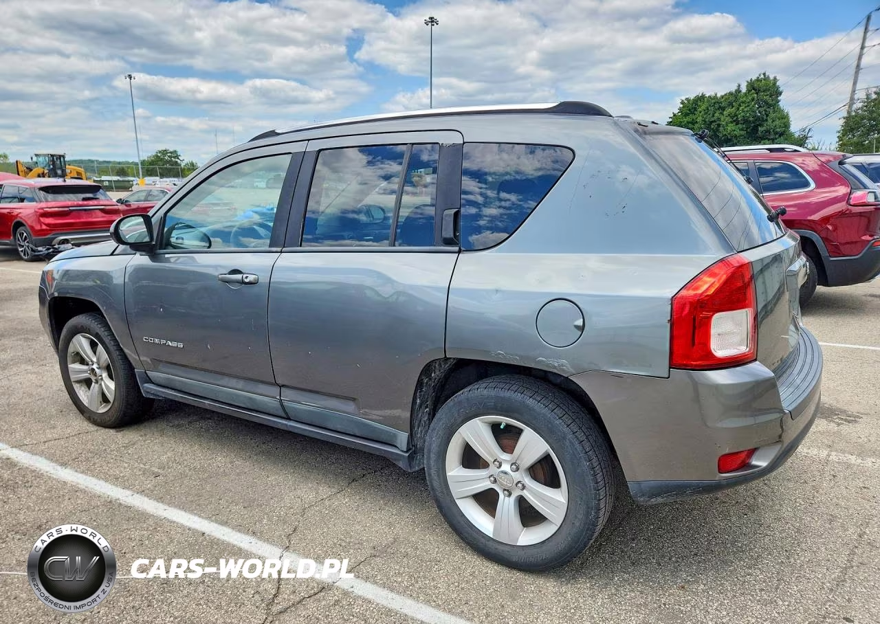 2011 Jeep Compass Sport VIN:1J4NT1FB5BD205072 - 2