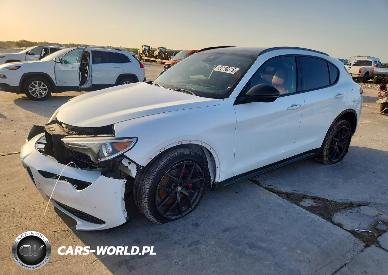 2020 Alfa Romeo Stelvio Ti VIN:ZASPAKBN7L7C75514 - 1