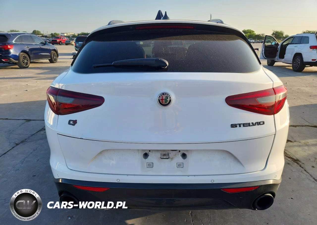 2020 Alfa Romeo Stelvio Ti VIN:ZASPAKBN7L7C75514 - 6