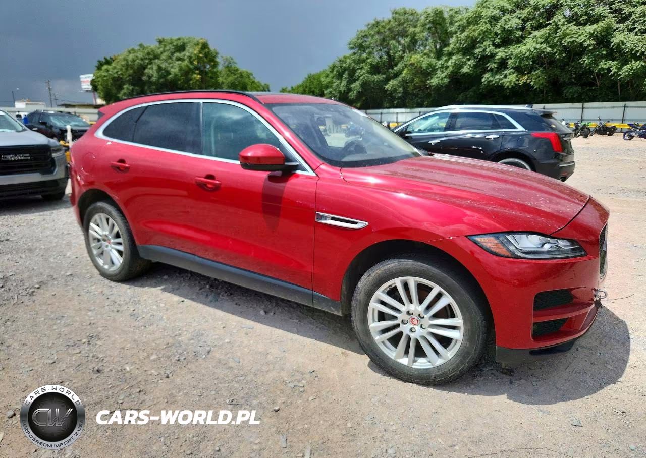 2017 Jaguar F-Pace Prestige VIN:SADCK2BN2HA087941 - 4