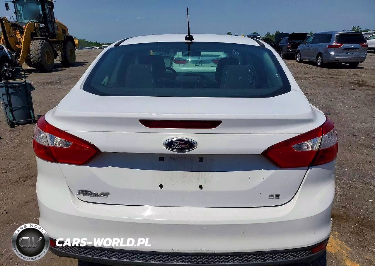 2012 Ford Focus VIN:1FAHP3F20CL458123 - 6