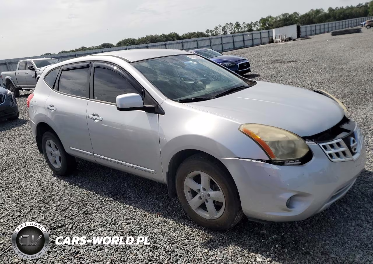 2013 Nissan Rogue VIN:JN8AS5MT6DW037433 - 4