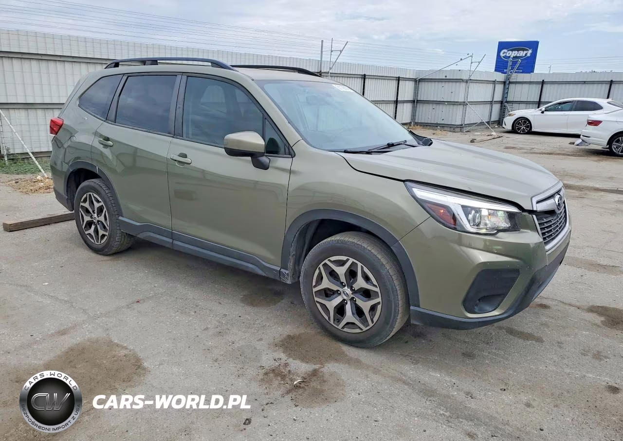 2019 Subaru Forester Premium VIN:JF2SKAGC2KH592161 - 4