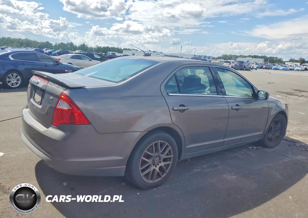 2011 Ford Fusion Se VIN:3FAHP0HA1BR188449 - 3