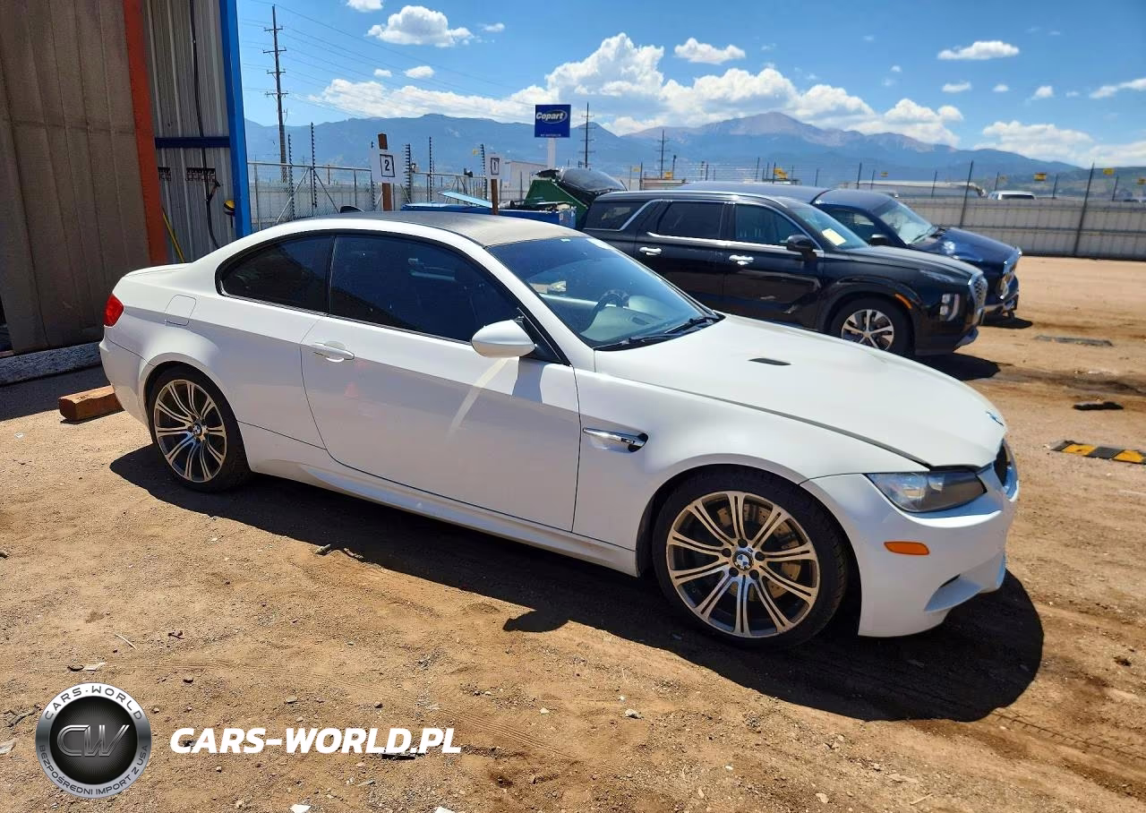 2013 BMW M3 VIN:WBSKG9C53DJ593782 - 4
