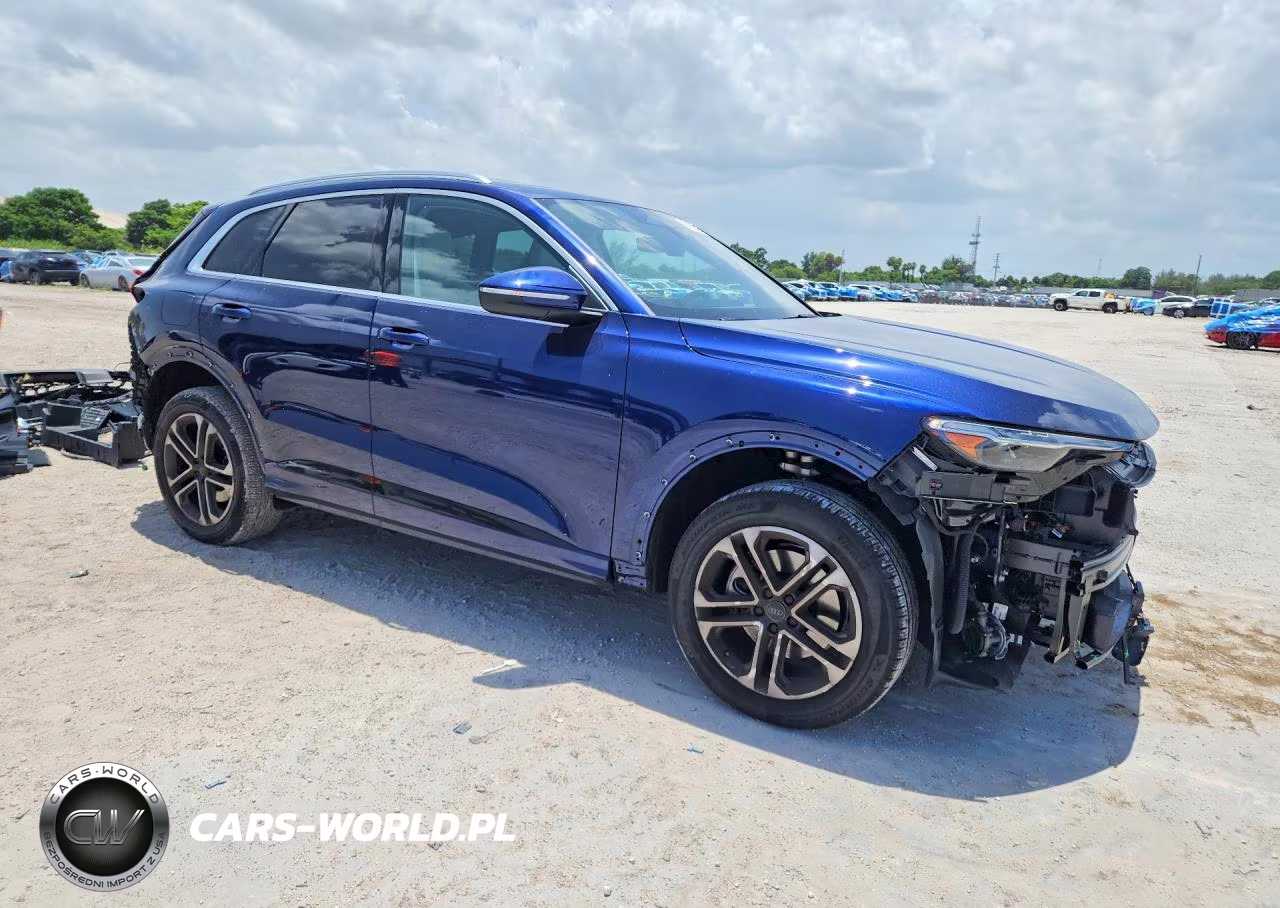 2026 Audi Q5 Premium Plus VIN:WA12AAGU3T2022081 - 4