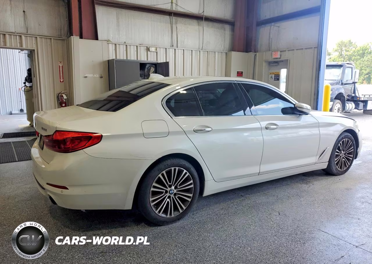 2018 BMW 530 Xi VIN:WBAJA7C54JWC75032 - 3