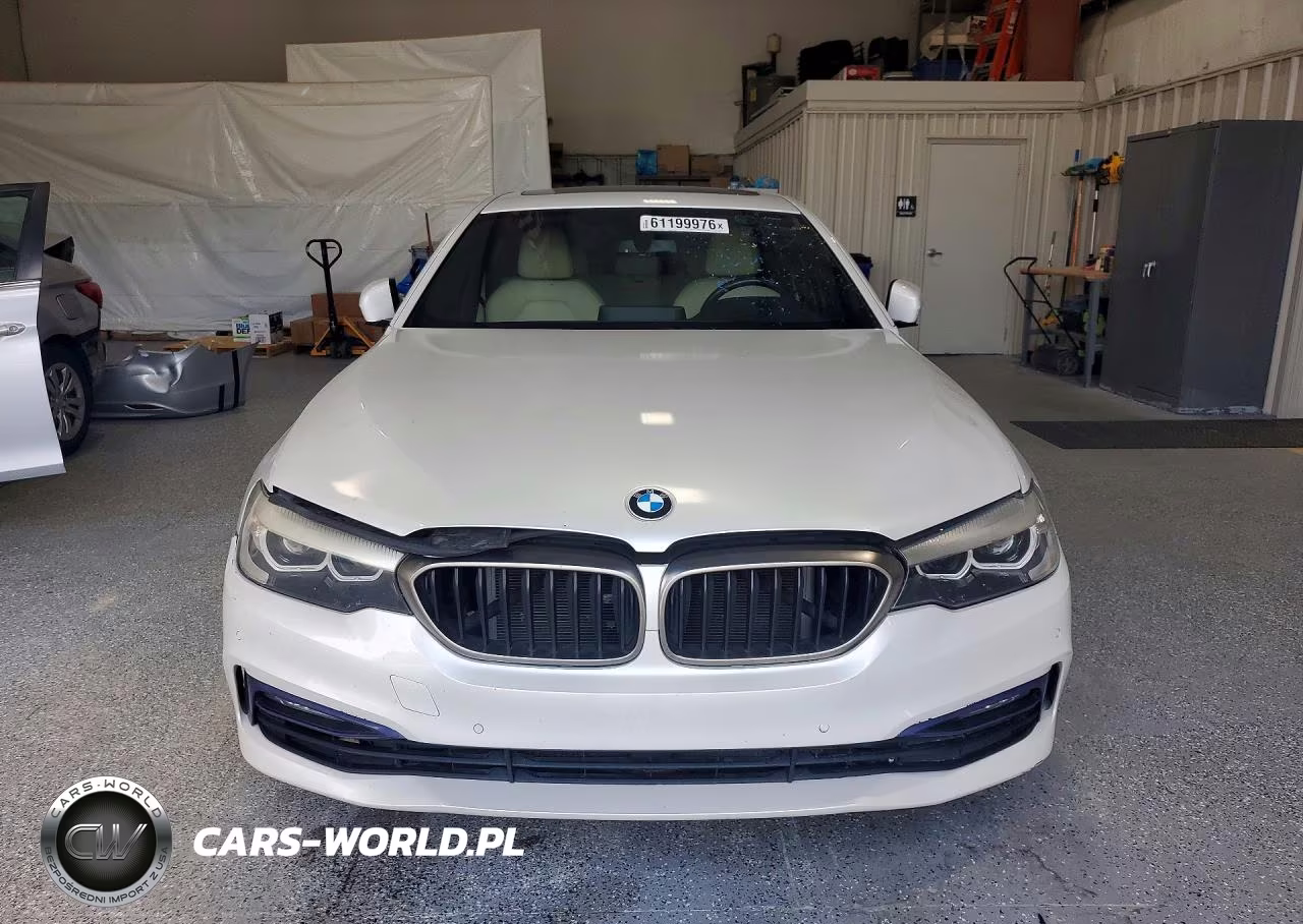 2018 BMW 530 Xi VIN:WBAJA7C54JWC75032 - 5