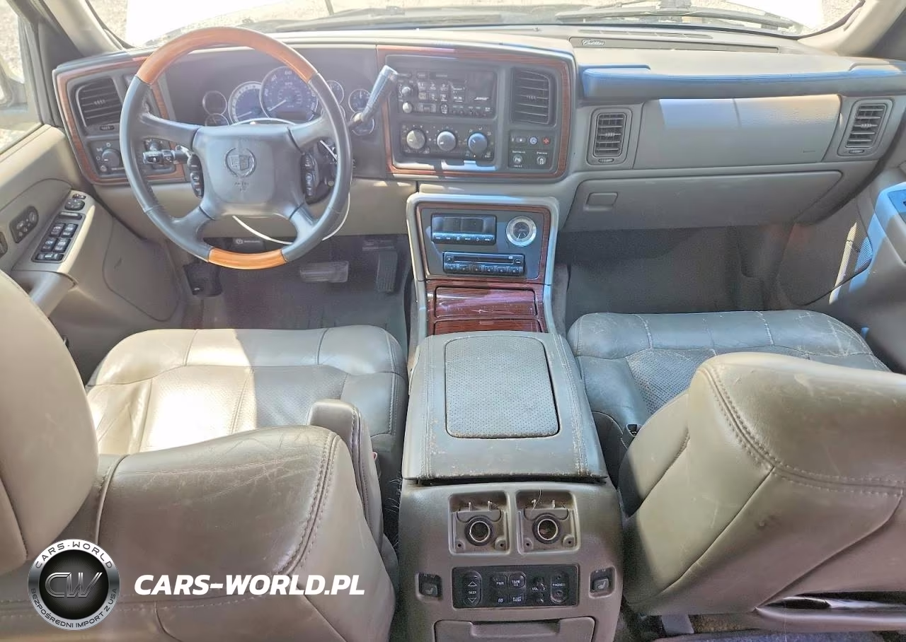 2002 Cadillac Escalade Luxury VIN:1GYEK63N82R297876 - 8