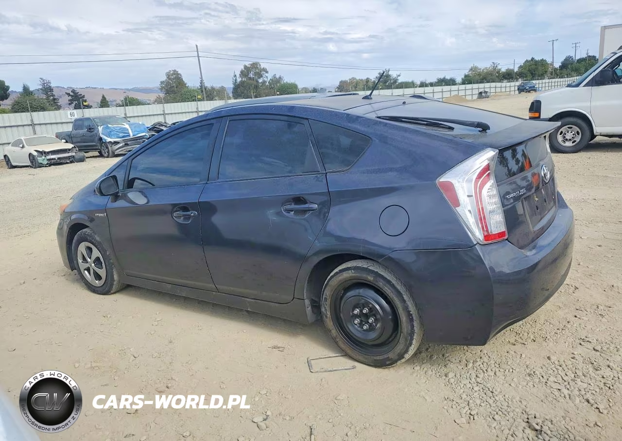 2013 Toyota Prius Two VIN:JTDKN3DU4D5650712 - 2