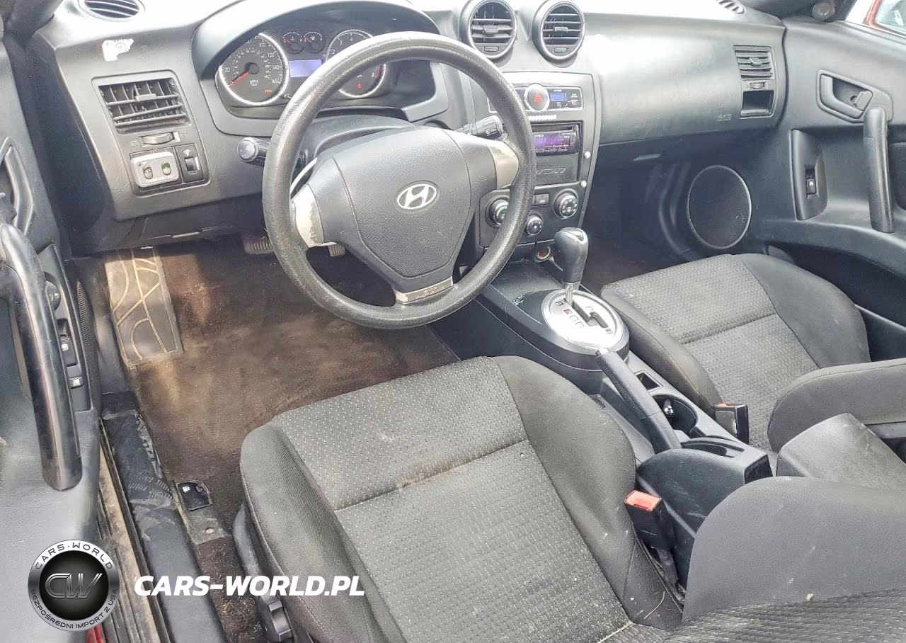 2007 Hyundai Tiburon Gs VIN:KMHHM66DX7U259131 - 8