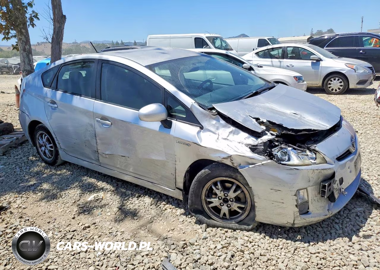 2010 Toyota Prius Iii VIN:JTDKN3DU7A1268578 - 4