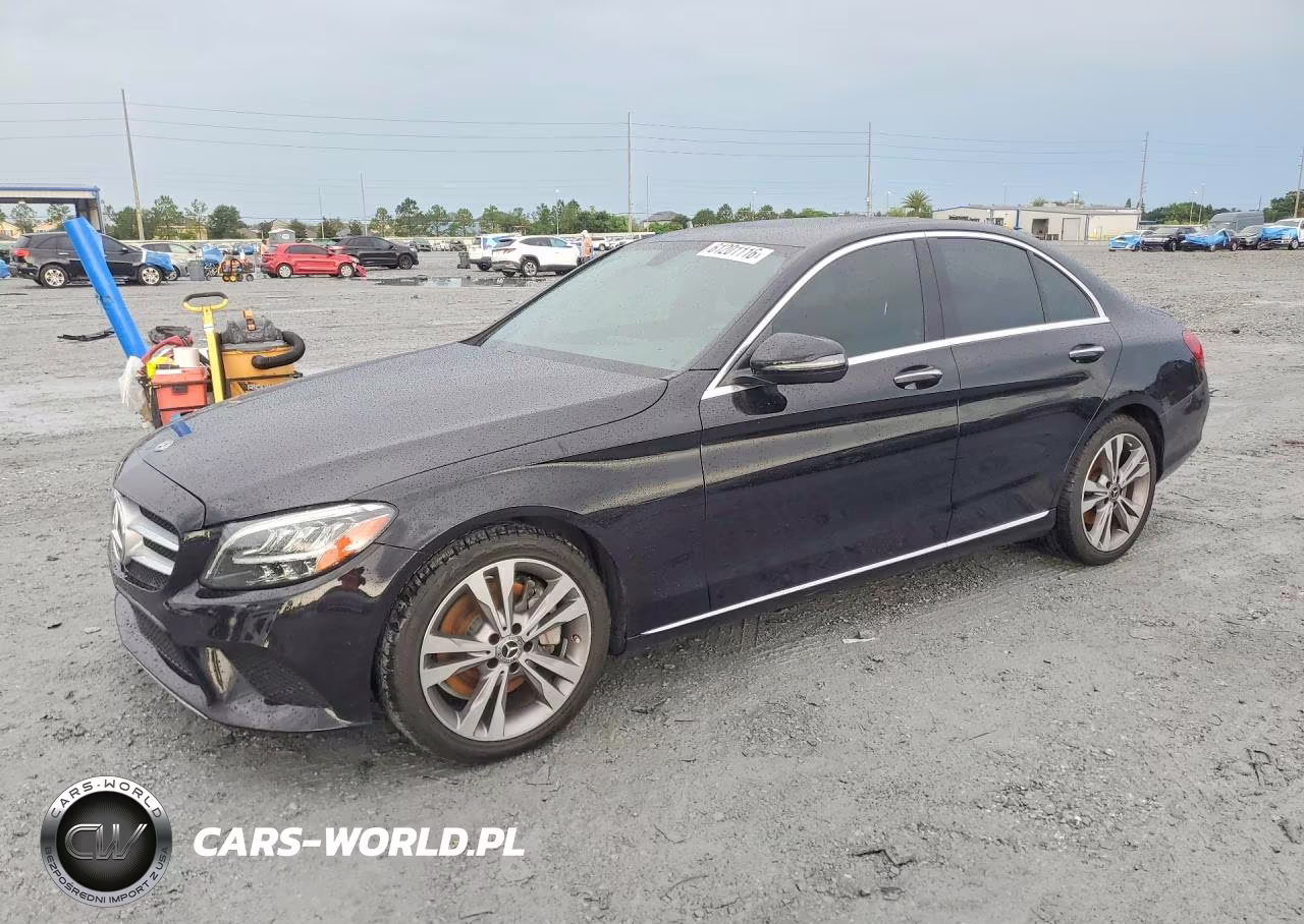 2019 Mercedes-Benz C 300