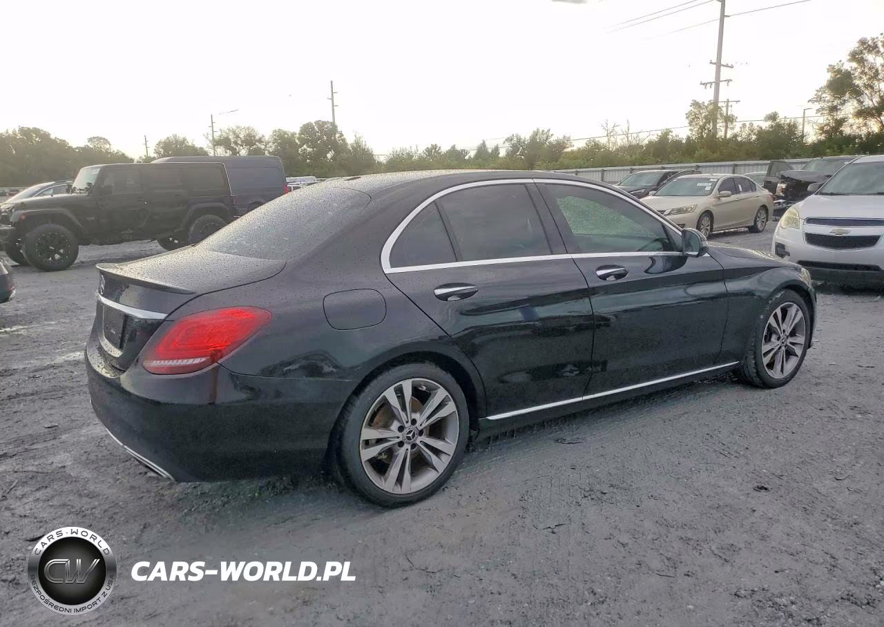 2019 Mercedes-Benz C 300 VIN:55SWF8DB0KU294389 - 3