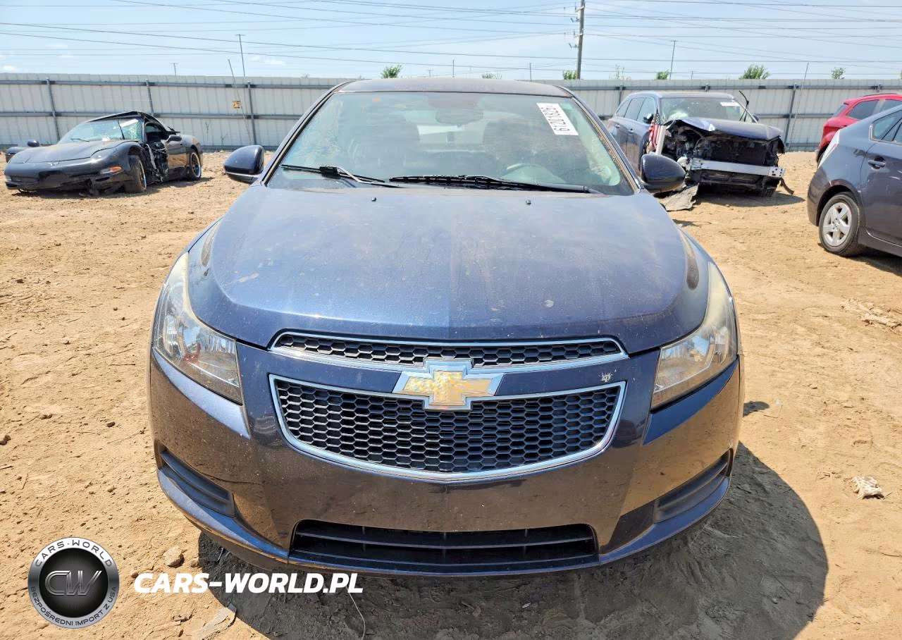 2014 Chevrolet Cruze Lt VIN:1G1PC5SB6E7470932 - 5