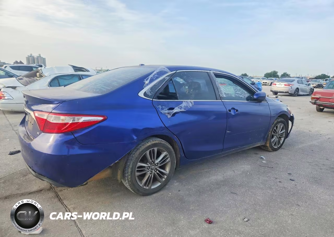 2016 Toyota Camry Se VIN:4T1BF1FK6GU531482 - 3