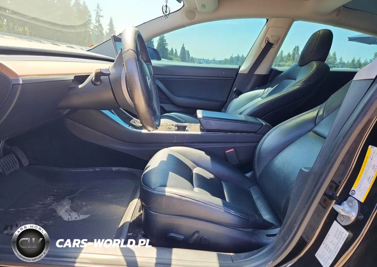 2019 Tesla Model 3 VIN:5YJ3E1EA8KF446570 - 7