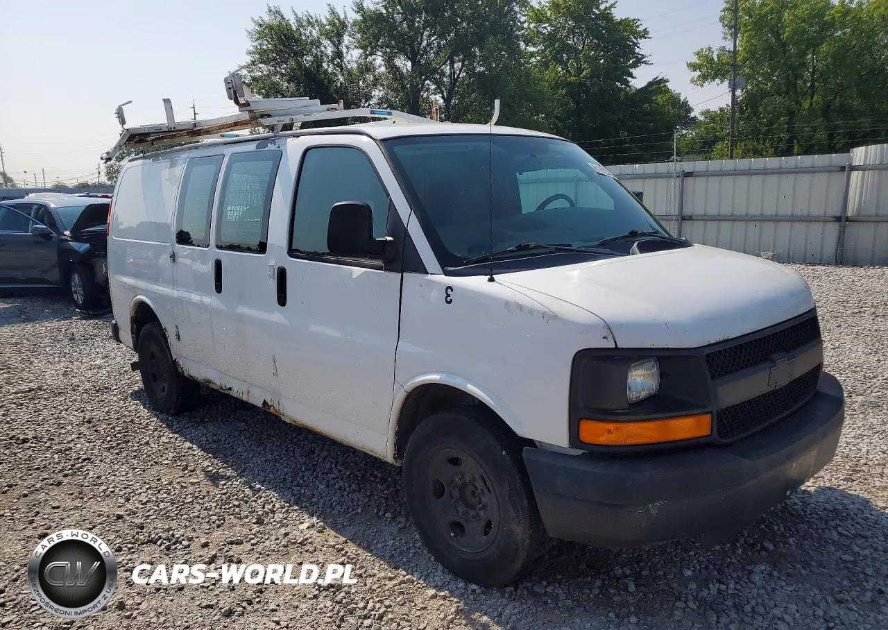 2012 Chevrolet Express VIN:1GCWGFCA4C1163942 - 4