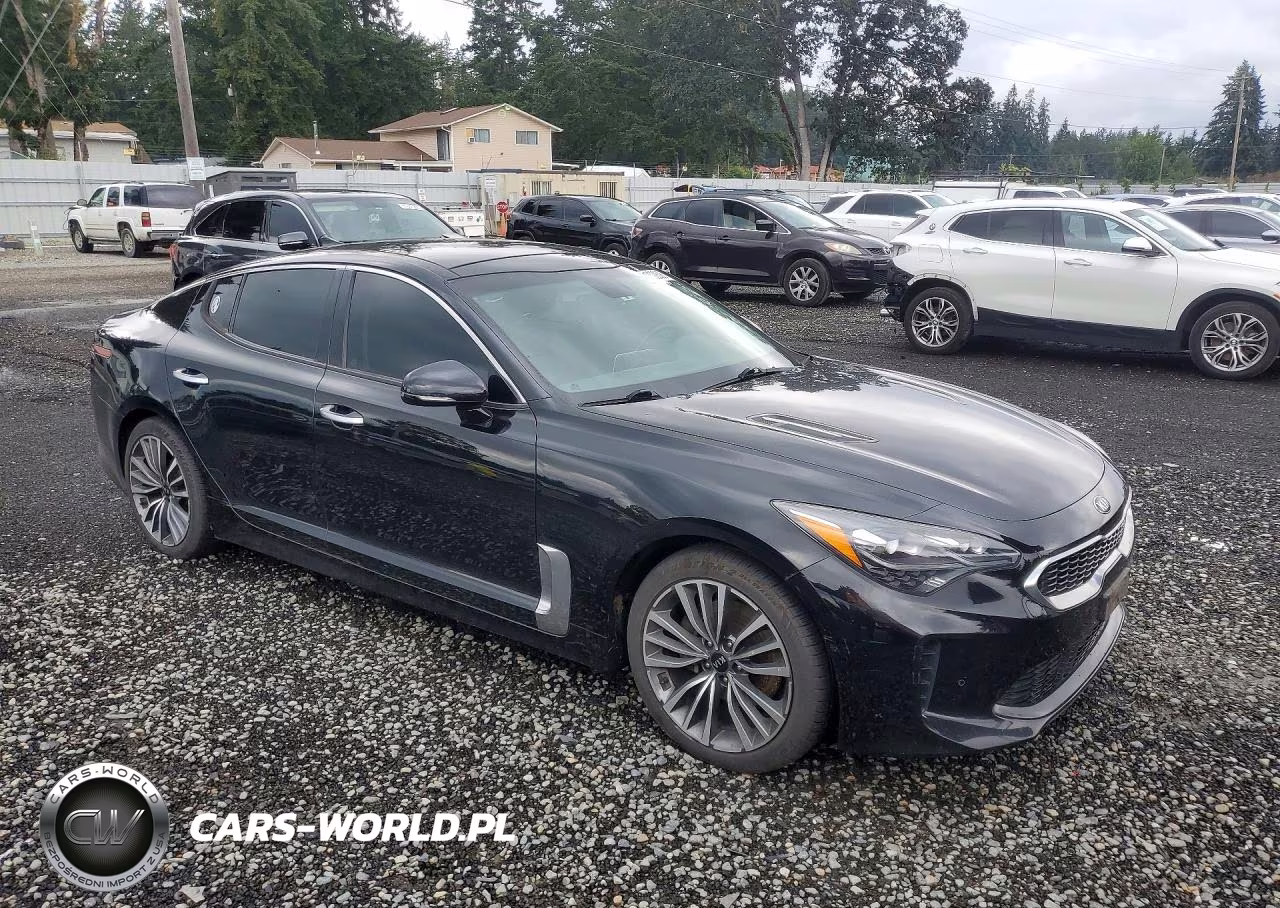 2018 Kia Stinger Premium VIN:KNAE25LA6J6035283 - 4