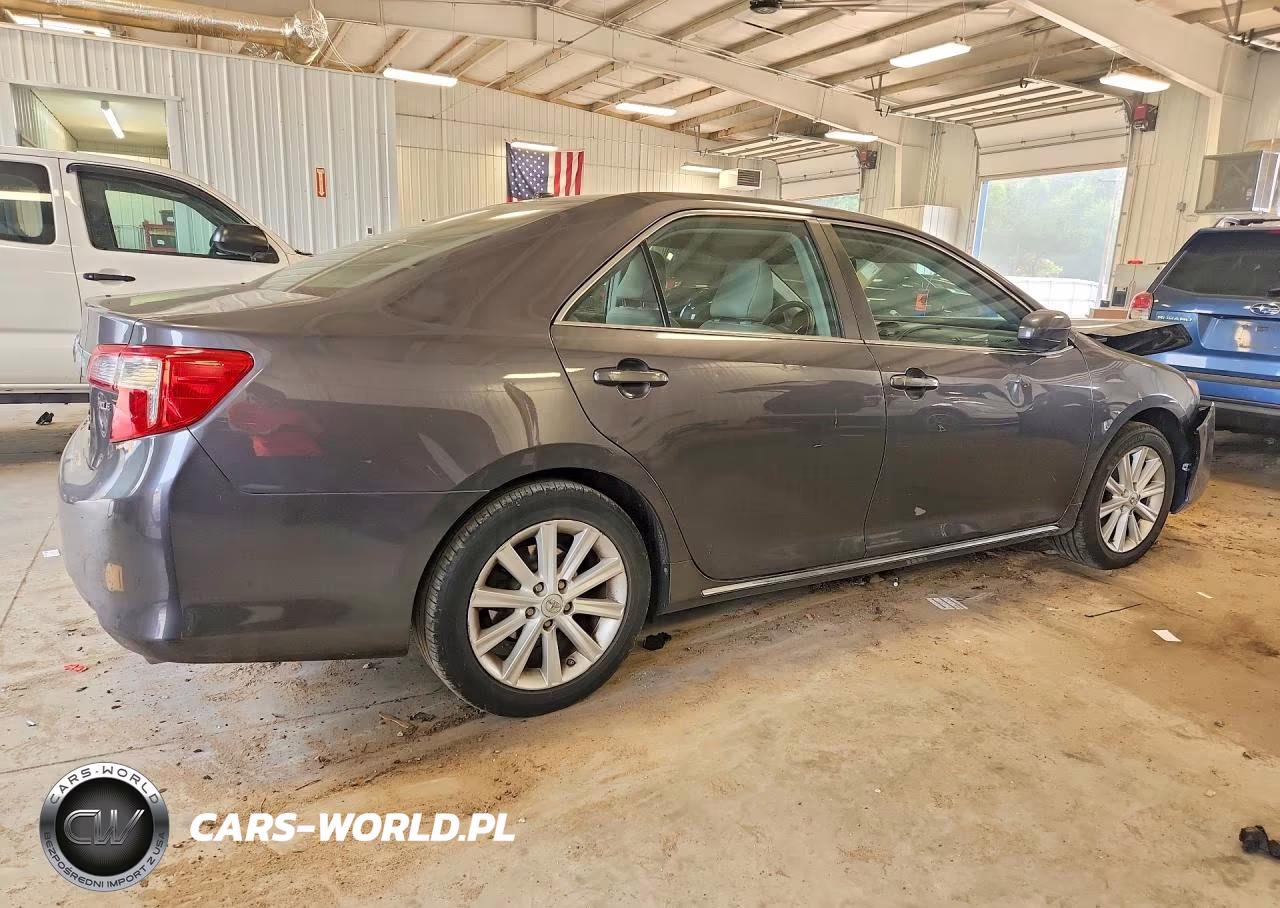 2012 Toyota Camry Xle VIN:4T4BF1FK5CR220965 - 3