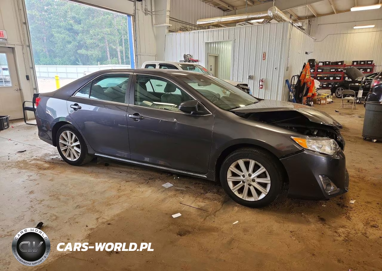 2012 Toyota Camry Xle VIN:4T4BF1FK5CR220965 - 4