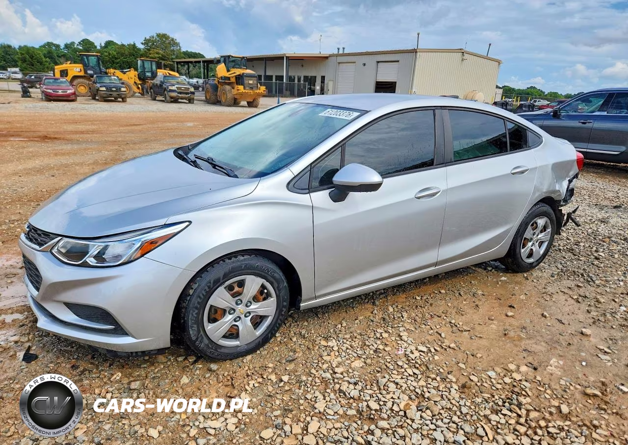 2017 Chevrolet Cruze Ls – zdjęcie 1 z 13