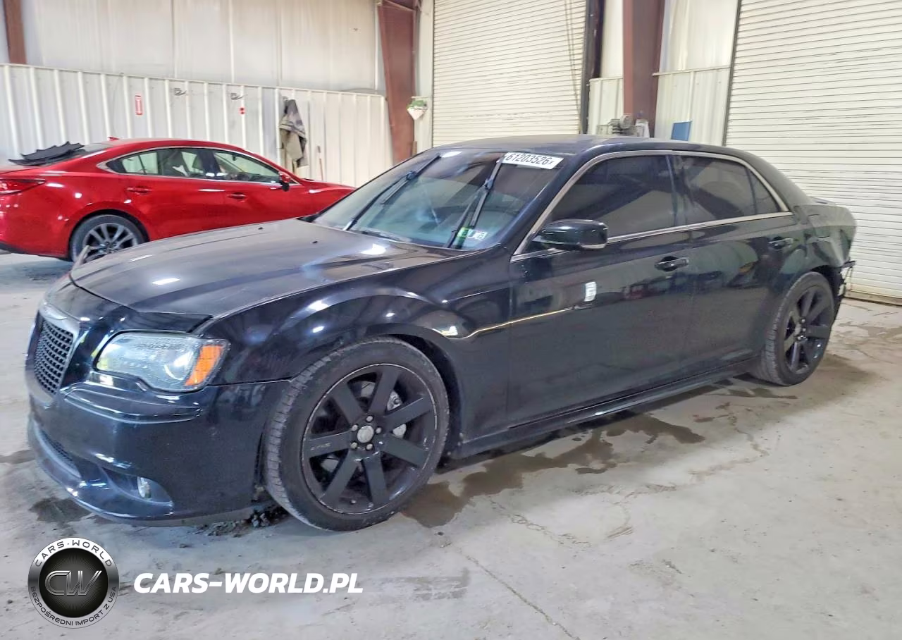 2013 Chrysler 300 Srt-8 – zdjęcie 1 z 13