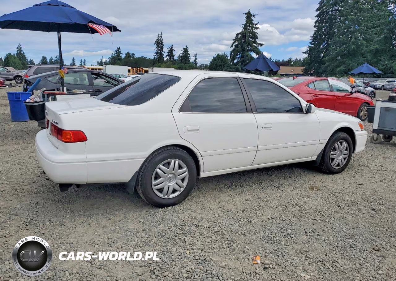 2000 Toyota Camry Le VIN:JT2BG22K7Y0397158 - 3