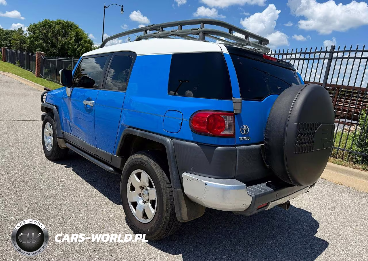 2007 Toyota Fj Cruiser Base VIN:JTEBU11F170076998 - 3