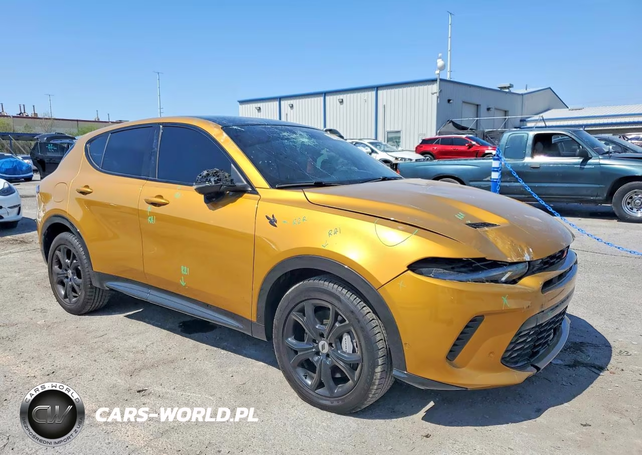 2024 Dodge Hornet R-T Plus VIN:ZACPDFDW4R3A17970 - 4