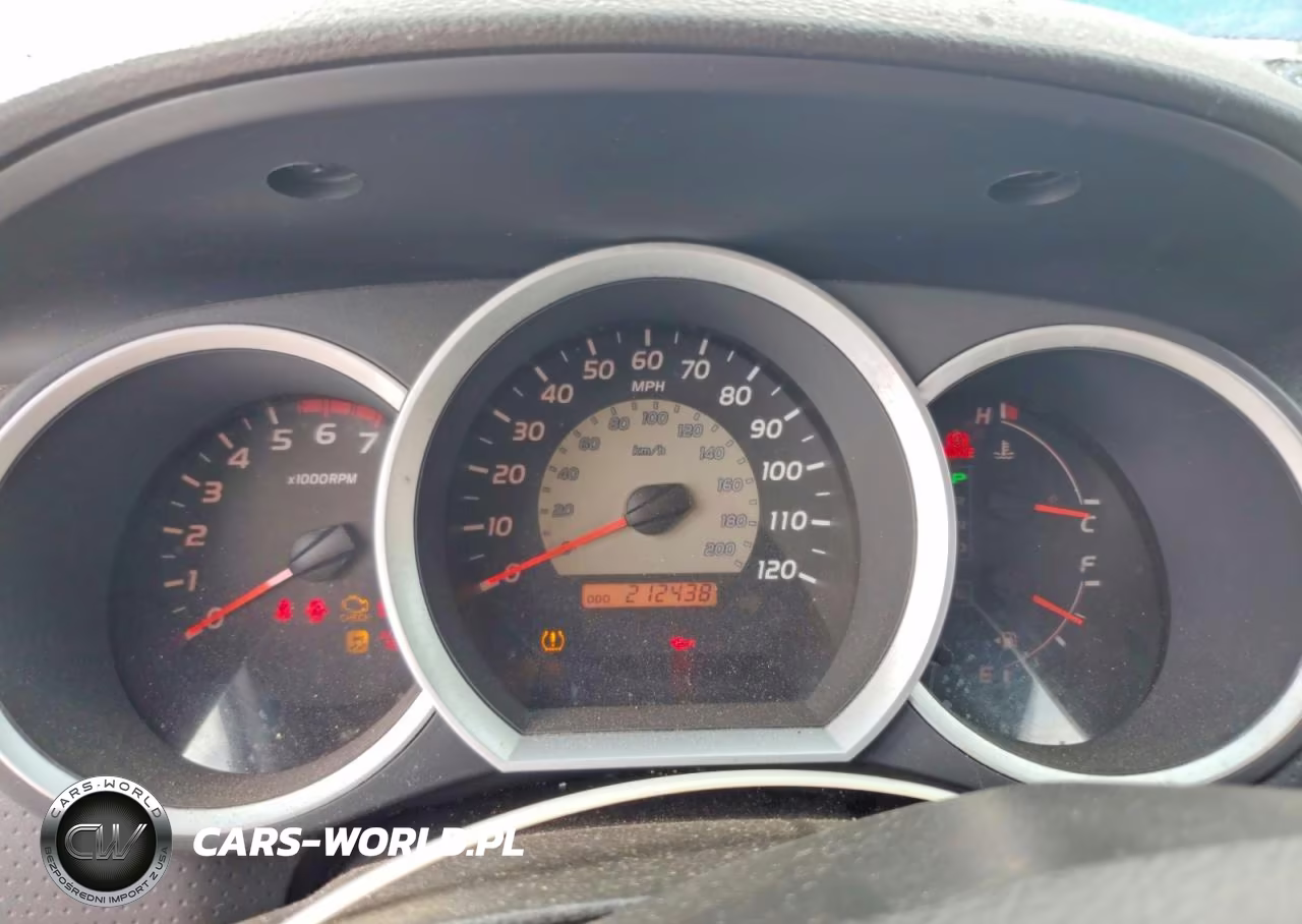 2010 Toyota Tacoma Double Cab VIN:3TMLU4EN2AM053620 - 9