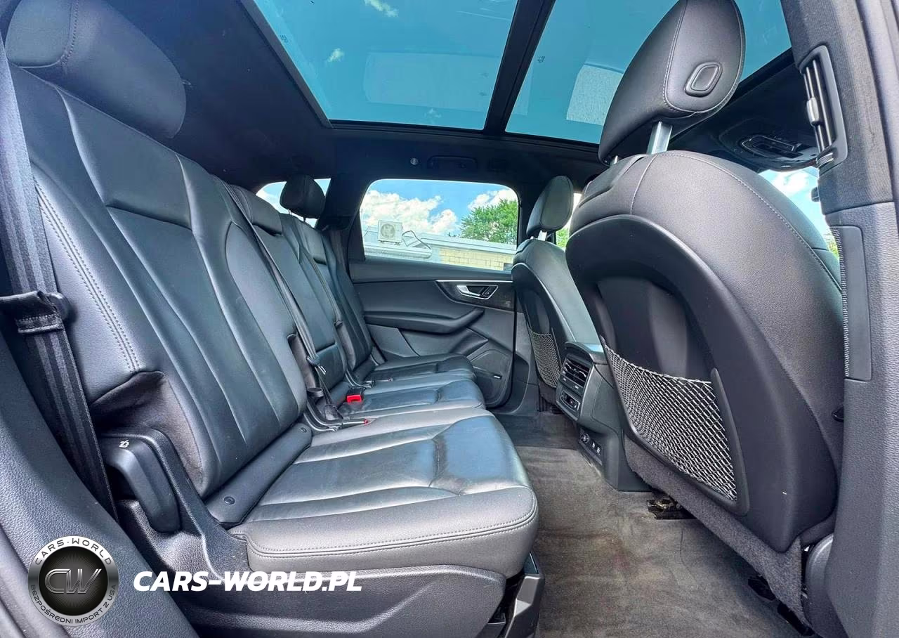 2020 Audi Q7 Premium Plus VIN:WA1LXAF73LD002707 - 6